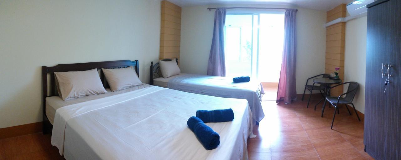 Relax Inn Бан Пе Екстериор снимка